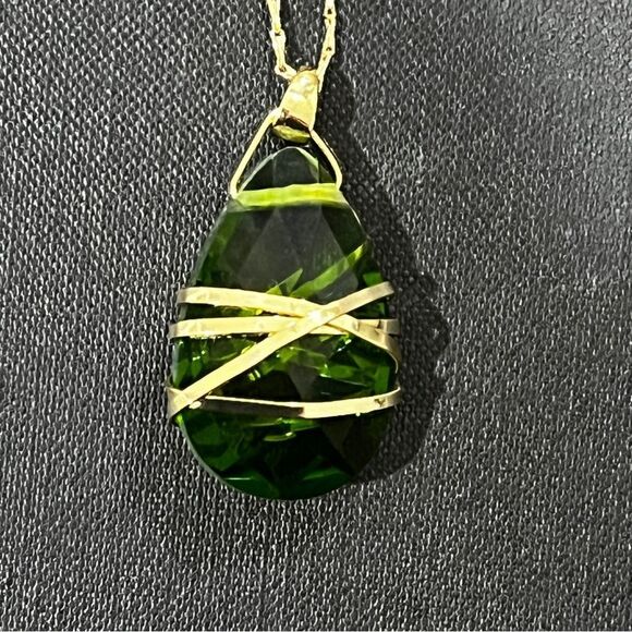 Peridot Green Crystal Pendant MultiStrand Necklace 14K Gold Wrapped Teardrop NEW - Picture 6 of 7